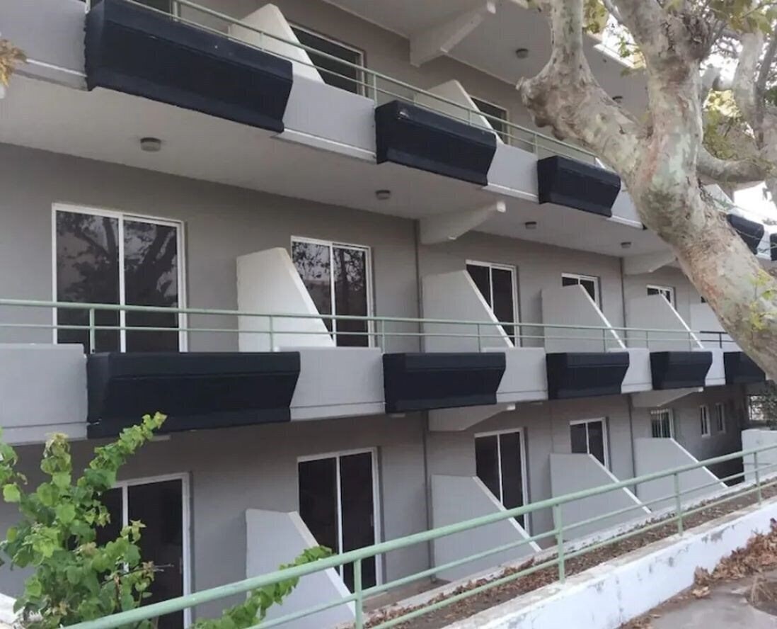 Black Rose Hotel 2* суреті
